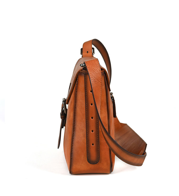 Whatna アンティーク風合い鞣し天 然 牛革ショルダーバッグ メンズ 斜め掛けボディバッグ 胸バッグ ipad 10.5収納可 本 革 小さめビジネスバッグ肩掛け 通勤 通学 斜めがけバッグ 小さめメッセンジャーバッグ 防水 バッグ 自転車 かばん男性用-3