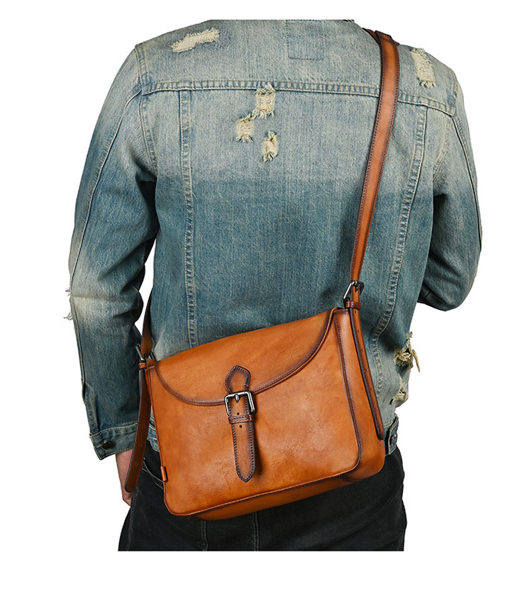 Whatna アンティーク風合い鞣し天 然 牛革ショルダーバッグ メンズ 斜め掛けボディバッグ 胸バッグ ipad 10.5収納可 本 革 小さめビジネスバッグ肩掛け 通勤 通学 斜めがけバッグ 小さめメッセンジャーバッグ 防水 バッグ 自転車 かばん男性用-9