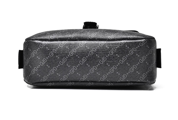 Whatna  斜めがけ ボディバッグ ワンショルダーバッグ メンズかばん 斜めがけ 肩掛けバッグメッセンジャーバッグ シンプル カジュアル ワンショルダーボディバッグPUレザ ー A4  B5 ipad Air 13.3 収納可-5