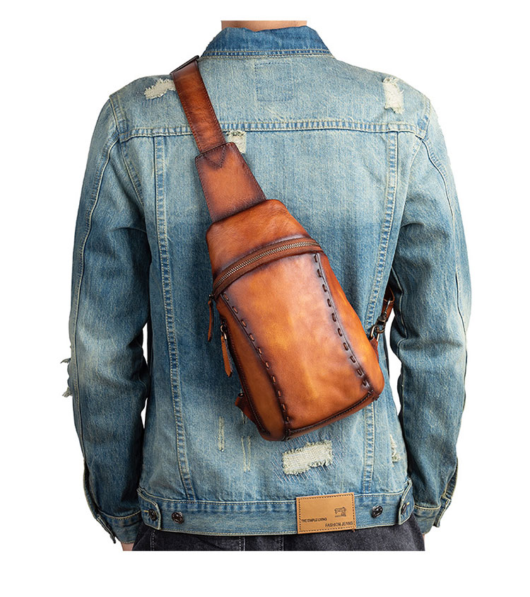 Whatna アンティーク風合い鞣し天 然 牛 革 斜めがけ ボディバッグ ワンショルダー メンズ ボディ斜め掛け 胸バッグ  肩掛けバック本革 厚手  レザー 左右付け替え可能  13543-10