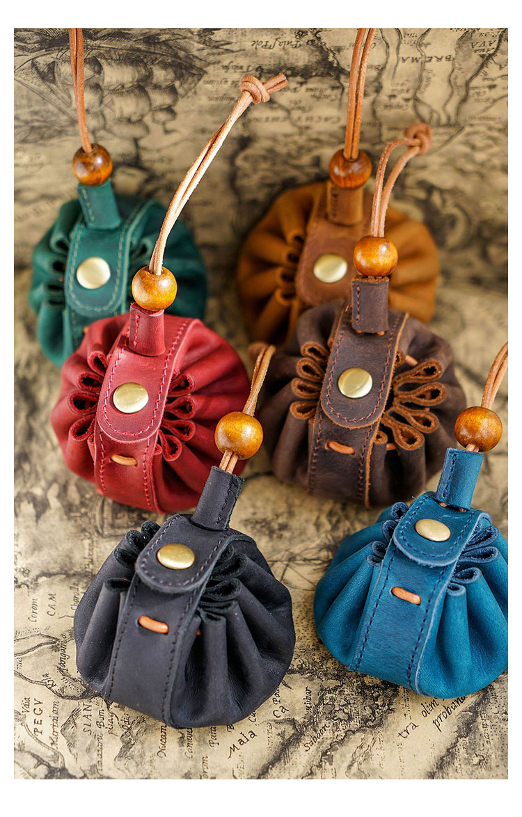 Whatna 天 然 牛革 手作り 小銭入れ コインケース メンズ レディース ミニサコッシュ カラビナポーチ 厚 手 レザー 本革 手のひらサイズミニ巾着袋 ミニジュエリーボック イヤホン収納ケース PL-114-6