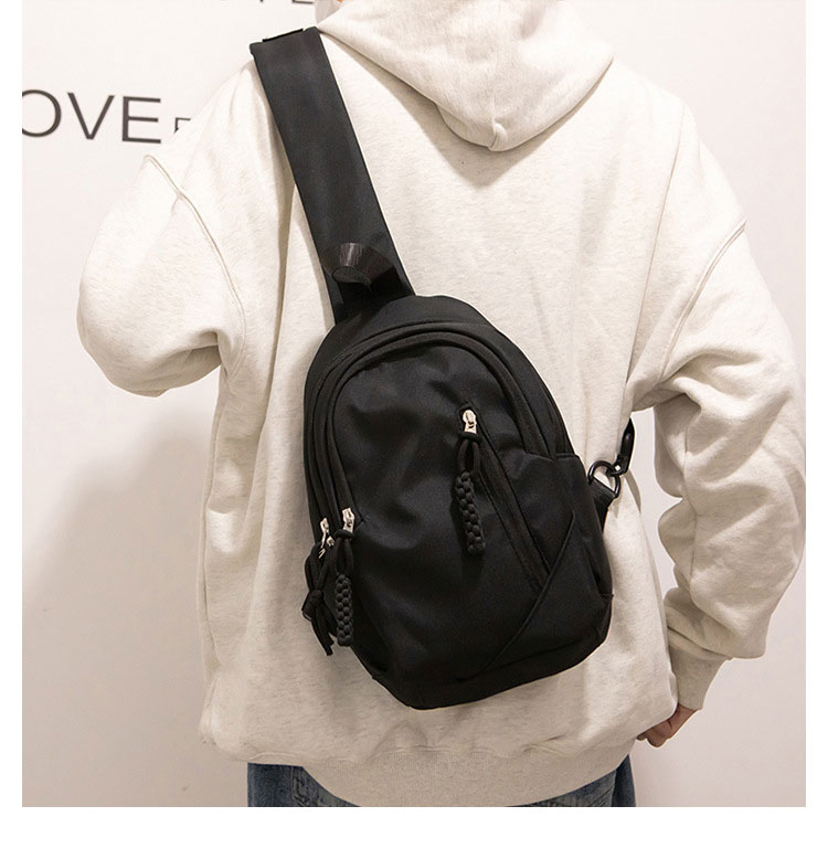 Whatna  ワンショルダーバッグ メンズ  レディース ボディバッグ 胸バッグ 肩掛けバッグ 手提げバック マザーズバッグ 2室仕切 A4サイズ収納可   左右付け替え可能-11