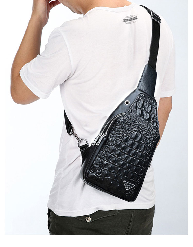 Whatna ワンショルダーメンズ ボディバッグ 斜め掛けバッグ肩掛け 胸バッグ メッセンジャーバッグ PUレザー大容量 イヤホン穴付き 左右に付け替え可 軽量 男女兼用-9