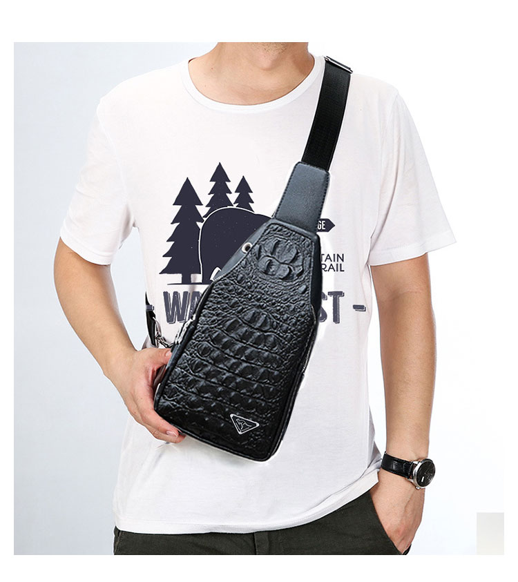 Whatna ワンショルダーメンズ ボディバッグ 斜め掛けバッグ肩掛け 胸バッグ メッセンジャーバッグ PUレザー大容量 イヤホン穴付き 左右に付け替え可 軽量 男女兼用-8