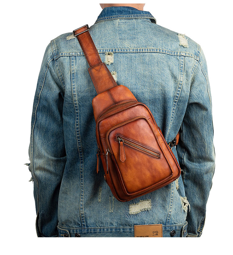 Whatna アンティーク風合い鞣し天 然 牛 革 斜めがけ ボディバッグ ワンショルダー メンズ ボディ斜め掛け 胸バッグ  肩掛けバック本革 厚手 レザー 左右付け替え可能  12046-9