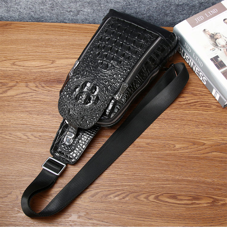 Whatna クロコダイル革 本革 斜めがけ ボディバッグ ワンショルダー メンズ ボディ斜め掛け 胸バッグ 厚手 レザー ワニ革 黒 9636-4