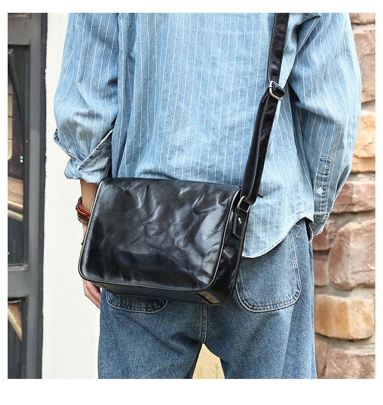 Whatna アンティーク風合い鞣し天 然 牛革ショルダーバッグ メンズ メッセンジャーバッグ 小さめ ビジネスバッグ ipad 10.5収納可 横 型 本革通勤 通学 斜めがけバッグ 自転車 かばん男性用  黒6757-8
