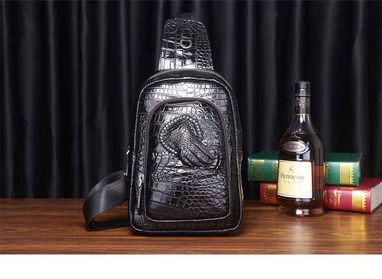 Whatna クロコダイル革 斜めがけ ボディバッグ ワンショルダー メンズバッグ ボディ斜め掛け 胸バッグ 本革 厚手 レザー ワニ革 黑 6163-2