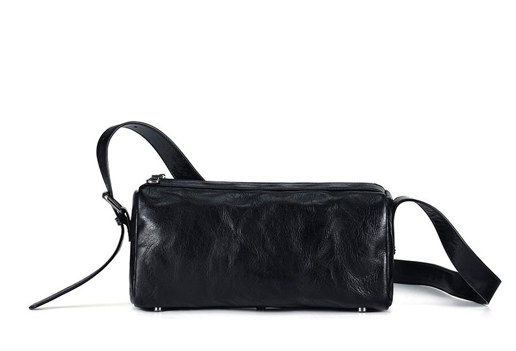 Whatna アンティーク風合い鞣し天 然 牛革ショルダーバッグ メンズ メッセンジャーバッグ 小さめ ビジネスバッグ ipad Mini収納可 横 型 本革通勤 通学 斜めがけバッグ 自転車 かばん男性用 黒6780-1