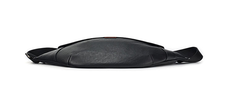 Whatna アンティーク風合い鞣し天 然 牛 革 斜めがけ ボディバッグ ワンショルダー メンズ ボディ斜め掛け 胸バッグ  肩掛けバック本革 厚手 レザー 左右付け替え可能  6378-4