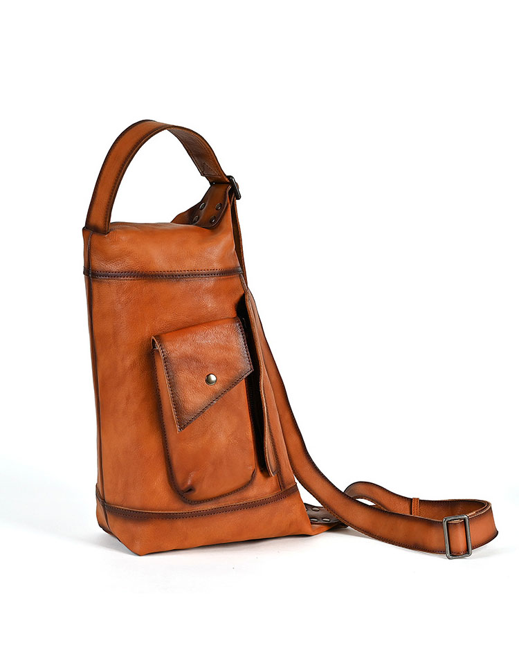 Whatna アンティーク風合い鞣し天 然 牛 革 斜めがけ ボディバッグ ワンショルダー メンズ ボディ斜め掛け 胸バッグ 肩掛けバック本革 厚手 レザー 左右付け替え可能 LW13642-1