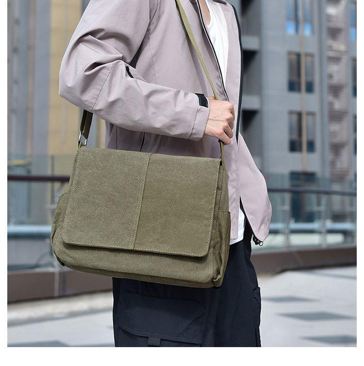 Whatna フラップ 厚 手 帆布 ショルダーバッグ メンズ メッセンジャーバッグ 厚 手 キャンバス 横型 大さめビジネスバッグ A4 15インチPC収納可 肩掛け 通勤 通学斜めがけバッグ 防水 バッグ 自転車 かばん男性用820-7