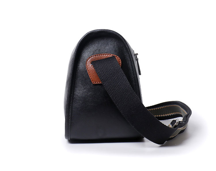 Whatna アンティーク風合い鞣し天 然 牛革ショルダーバッグ メンズ メッセンジャーバッグ ボディ斜め掛け胸バッグ かばん斜めがけ 小さめ ビジネスバッグ A4 ipad 10.5収納可 本革 通勤 通学 斜めがけバッグ 自転車 かばん男性用 黒YH8066-6