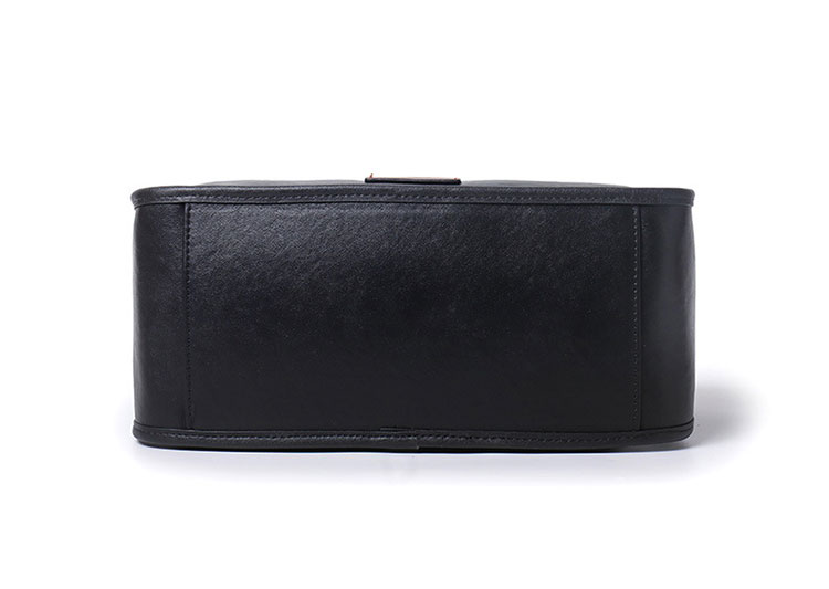 Whatna アンティーク風合い鞣し天 然 牛革ショルダーバッグ メンズ メッセンジャーバッグ ボディ斜め掛け胸バッグ かばん斜めがけ 小さめ ビジネスバッグ A4 ipad 10.5収納可 本革 通勤 通学 斜めがけバッグ 自転車 かばん男性用 黒YH8066-4