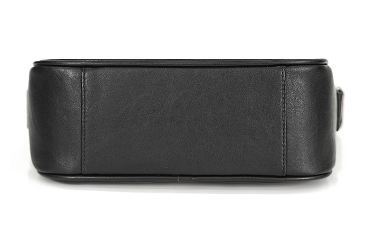 Whatna ワンショルダーバッグ メンズ 斜め掛け ボディバッグ 胸バッグ 厚手pu レザー小さめビジネスバッグ ipad 10.5収納可 肩掛け 通勤 通学 斜めがけバッグ 防水 バッグ 自転車 かばん男性用 C208-3
