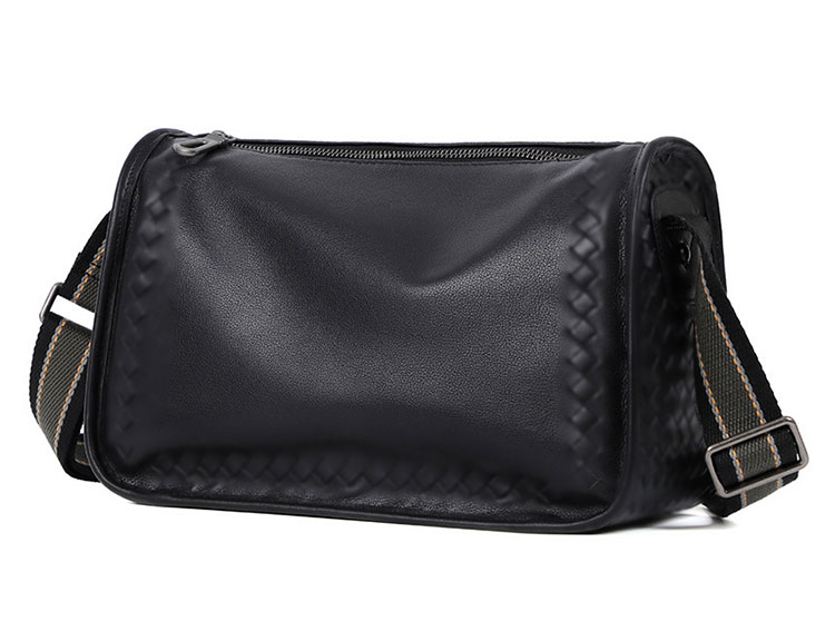 Whatna アンティーク風合い鞣し天 然 牛革 ワンショルダー メンズ ショルダー斜め掛け ボディバッグ 胸バッグ 肩掛けバッグ手提げバッグ グクラッチバック  手持げバッグ ipad 10.5収納可 結婚式 バッグ ビジネス フォーマル 冠婚葬祭 バッグ  N3058-2