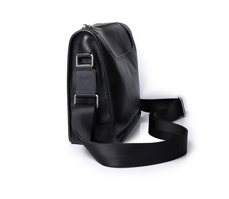 Whatna アンティーク風合い鞣し天 然 牛革ショルダーバッグ メンズ メッセンジャーバッグ 大きいA4 サイズipad10.5収納可 横 型 本革 通勤 通学 斜めがけ ボディ バッグ ビジネス フォーマル 冠婚葬祭 結婚式 バッグ 自転車 かばん1935-2