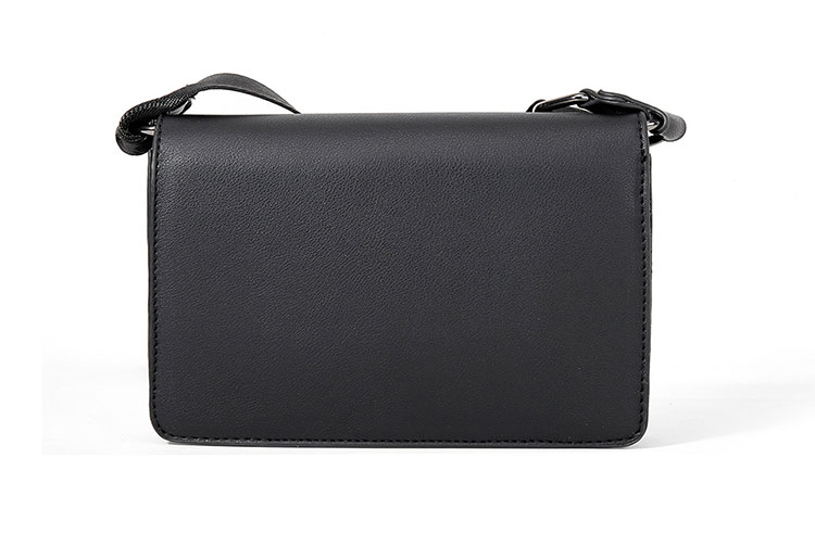 Whatna 革ミニ ショルダーバッグ メンズ メッセンジャーバッグ 小さipad Mini収納可 横 型 通勤 通学 斜めがけ ボディ バッグ ビジネス フォーマル 冠婚葬祭 結婚式 バッグ 自転車 かばんXM-2645-4