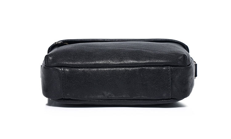 Whatna アンティーク風合い鞣し天 然 牛革 ミニ ワンショルダー メンズ 斜め掛けボディ胸バッグ 肩掛け 手提げ 手持げ クラッチ バックipad Mini収納可 結婚式  ビジネス フォーマル 冠婚葬祭 バッグ7555-5