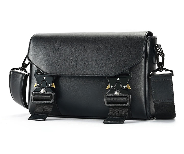 Whatna アンティーク風合い鞣し天 然 牛革 ショルダーバッグ メンズ ミニ 斜め掛け ボディ胸バッグipad Mini収納可 肩掛け 通勤 通学 ビジネスバッグ 小さめメッセンジャーバッグ自転車 かばん男性用 6212-1