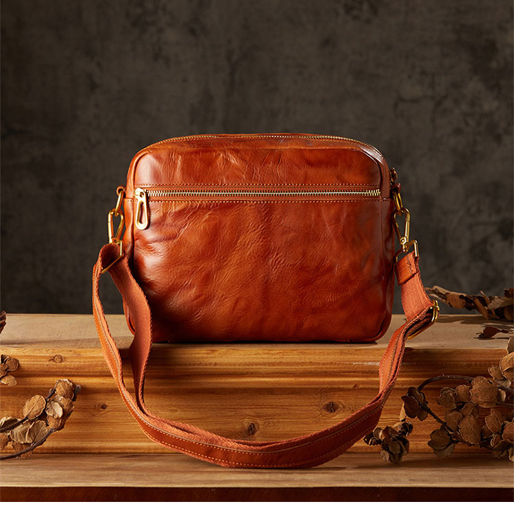 Whatna アンティーク風合い鞣し天 然 牛革ショルダーバッグ メンズ メッセンジャーバッグ 小さめ ビジネスバッグ ipad9.7収納可 横 型 本革 通勤 通学 斜めがけバッグ 自転車 かばん男性用96036-5