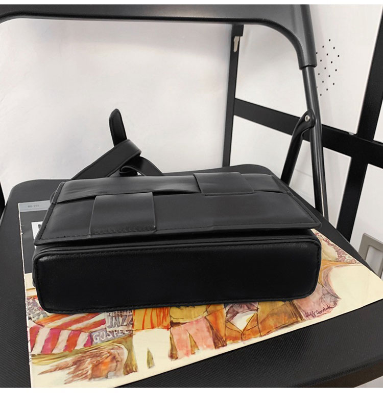 Whatna  ミニワンショルダーバッグ メンズ PUレザー 小型 斜め掛け 肩掛け・胸掛け兼用 男女兼用-5