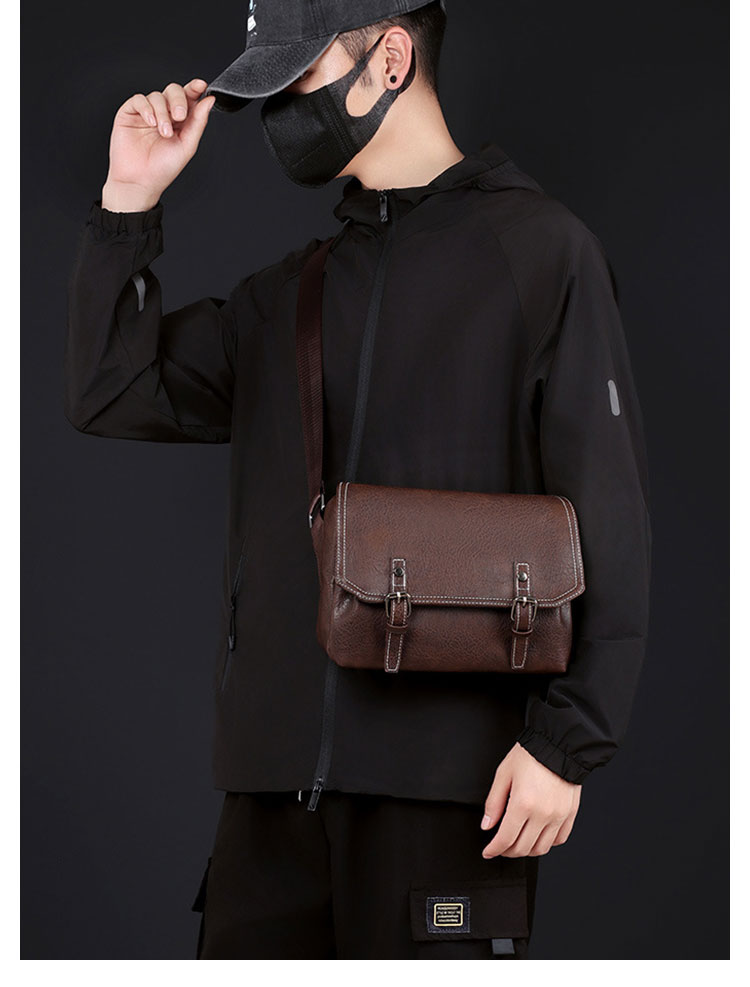 Whatna ワンショルダーバッグ メンズ胸バッグ 斜め掛け 肩掛け PUレザー 9.7インチiPad収納可 コンパクト 軽量 ビジネス 通勤 旅行 登山 出張用-13