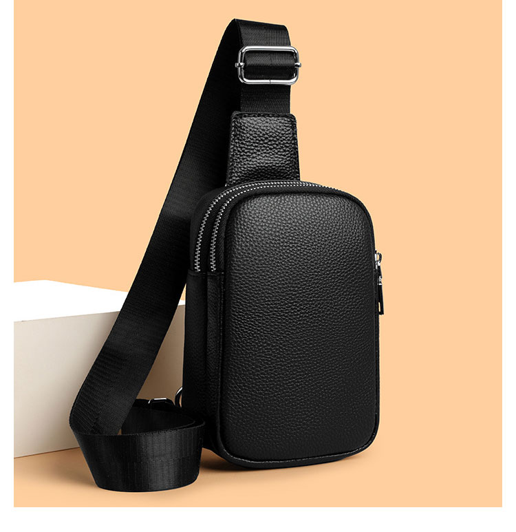 Whatna  牛 革 ワンショルダーメンズ レディース 肩掛け ボディ斜め掛け 胸バッグ 大容量 2室仕切 左右に付け替え可 軽量 男女兼用-2