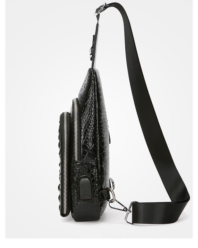 Whatna ボディバッグ メンズ 斜め掛け ワンショルダー クロコダイル型押し本革 9.7インチ iPad収納可 イヤホン穴・充電ポート付き-3
