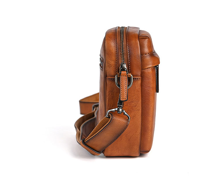 Whatna アンティーク風合い鞣し天 然 牛 革 ボディバッグ メンズ ワンショルダー胸バッグ 厚手レザー肩掛け 通勤 通学 自転車 かばん男性用 12058-3