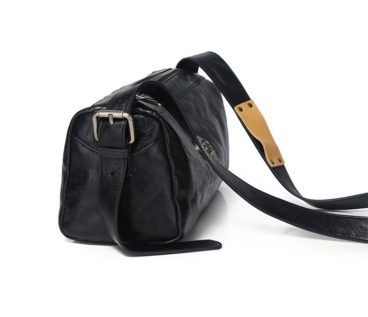 Whatna アンティーク風合い鞣し天 然 牛革ショルダーバッグ メンズ 斜めがけ メッセンジャーバッグ大さめIpad Mini収納可  横 型 本 革通勤 通学  結婚式 ビジネス フォーマル 冠婚葬祭  自転車 かばん1902-4