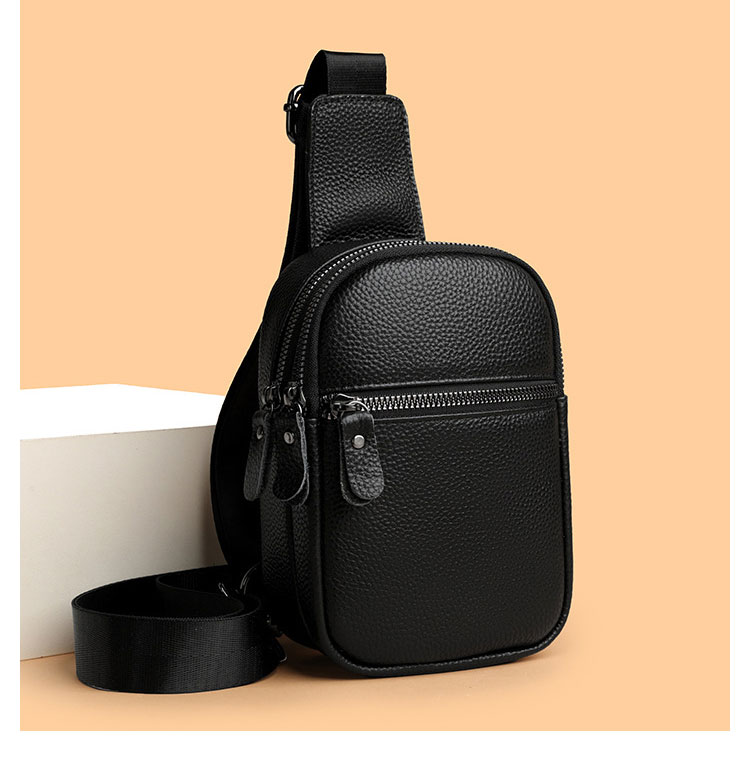 Whatna  ボディバッグ メンズ レディース 本革 ワンショルダー 大容量 2層構造 軽量 斜めがけ 左右付け替え可 肩掛け 胸バッグ 通勤 通学 旅行 男女兼用-2