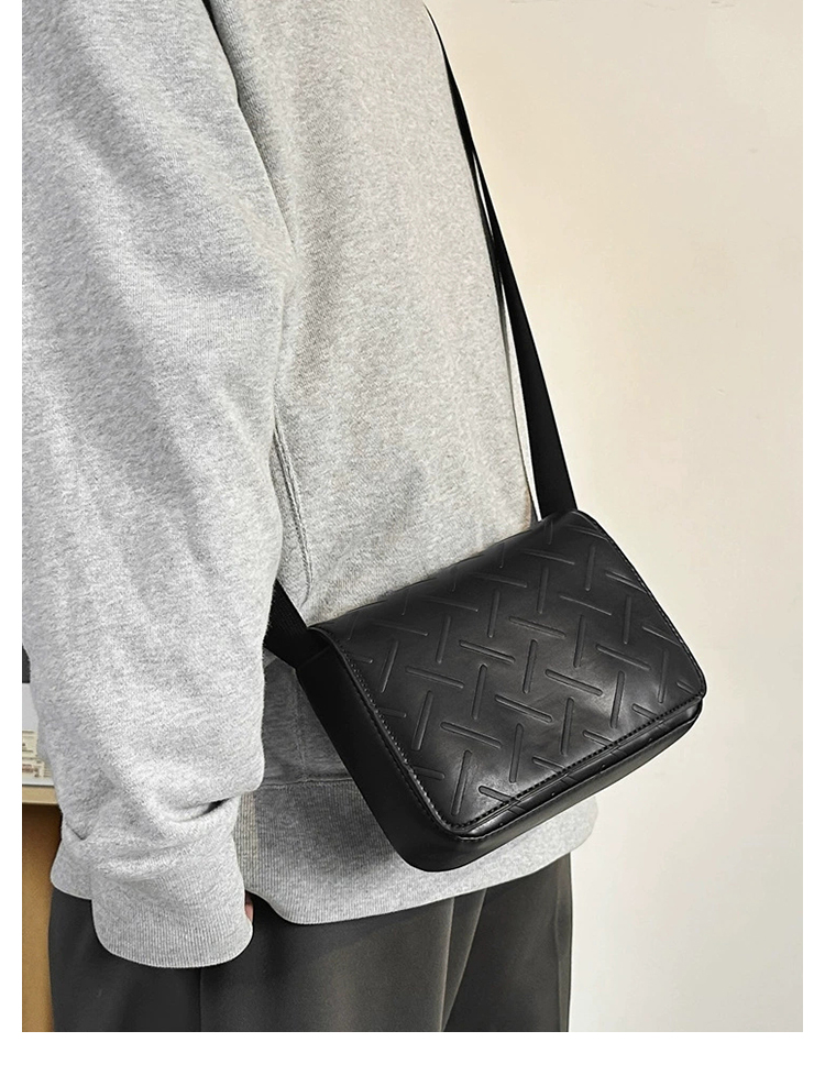 Whatna ショルダーバッグメンズ ボディバッグ iPad mini収納可 厚手PUレザー通勤 通学 ビジネス 冠婚葬祭-6