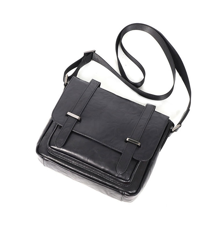 Whatna アンティーク風合い鞣し天 然 牛革 ワンショルダー メンズ ボディ斜め掛け 胸バッグ クラッチ 肩掛け 手提げバッグ ipad 9.7収納可 結婚式 ビジネス フォーマル 冠婚葬祭 N3090-3