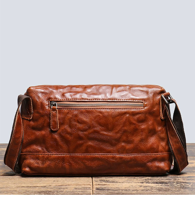 Whatna アンティーク風合い鞣し天 然 牛革ワンショルダー メンズ 斜めがけボディバッグ メッセンジャーバッグ大さめA4 ipad 10.5収納可 ダブルファスナー 通勤 通学 結婚式 ビジネス フォーマル 冠婚葬祭 自転車 かばん30033-2