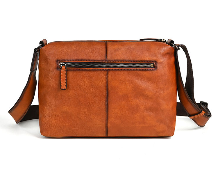 Whatna アンティーク風合い鞣し天 然 牛革ワンショルダー メンズ 斜めがけボディバッグ メッセンジャーバッグ大さめA4 ipad 10.5収納可 横 型 通勤 通学 結婚式 ビジネス フォーマル 冠婚葬祭 自転車 かばん13810-2