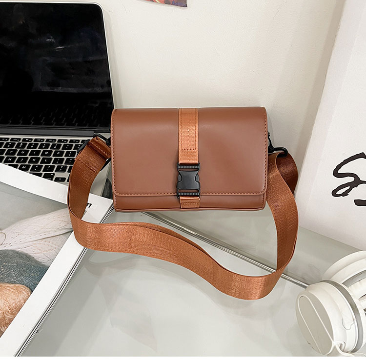 Whatna  ショルダーバッグメンズ レディース ボディバッグ iPad mini収納可 PUレザー小型 斜め掛け 肩掛け・胸掛け 男女兼用 通勤 通学 ビジネス 冠婚葬祭-1