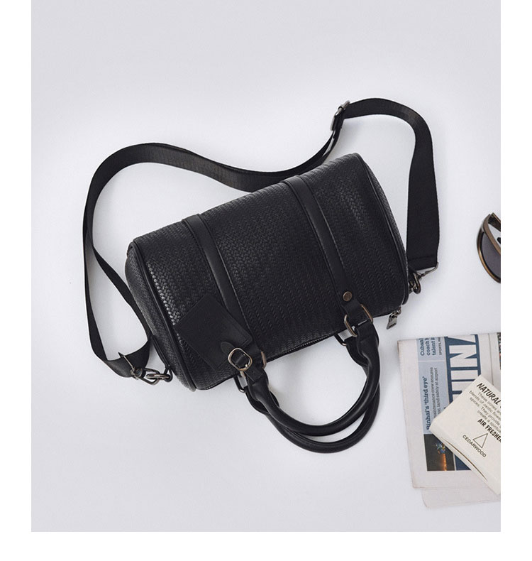 Whatna 3WAY ショルダーバッグ メンズ レディース 手提げ・クラッチ・斜め掛け・ 肩掛け・胸掛け PUレザー iPad mini 対応 取り外し可能ストラップ 男女兼用 通勤 通学 ビジネス 冠婚葬祭-2