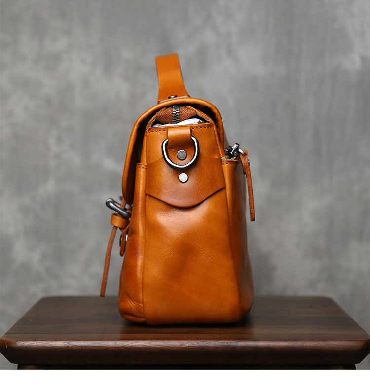 Whatna アンティーク風合い鞣し天 然 牛革 ワンショルダー メンズ 斜めがけボディバッグ クラッチ 肩掛け 手提げ トートバッグ 3室仕切 ipad 9.7収納可 結婚式  ビジネス フォーマル 冠婚葬祭  2067-2