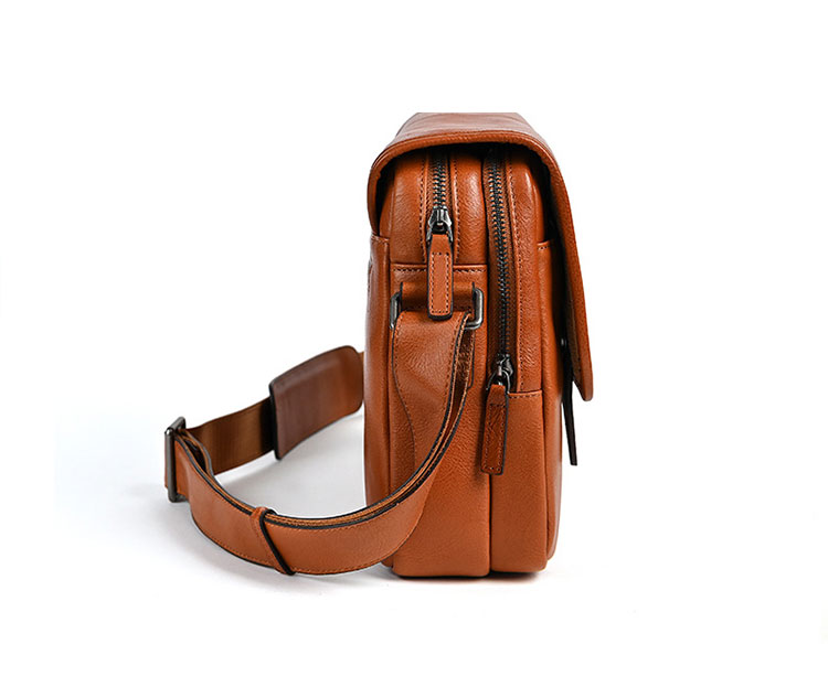 Whatna アンティーク風合い鞣し天 然 牛革 ショルダーバッグ メンズ 斜め掛けボディ胸バッグA4サイズipad 13収納可 2室仕切 肩掛け 通勤 通学 ビジネスバッグ 小さめメッセンジャーバッグ自転車 かばん男性用 17012-4