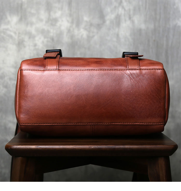 Whatna アンティーク風合い鞣し天 然 牛革 ショルダーバッグ メンズ  斜め掛けボディ胸バッグIpad  9.7収納可 肩掛け 通勤 通学 ビジネスバッグ 小さめメッセンジャーバッグ自転車 かばん男性用 2064-3