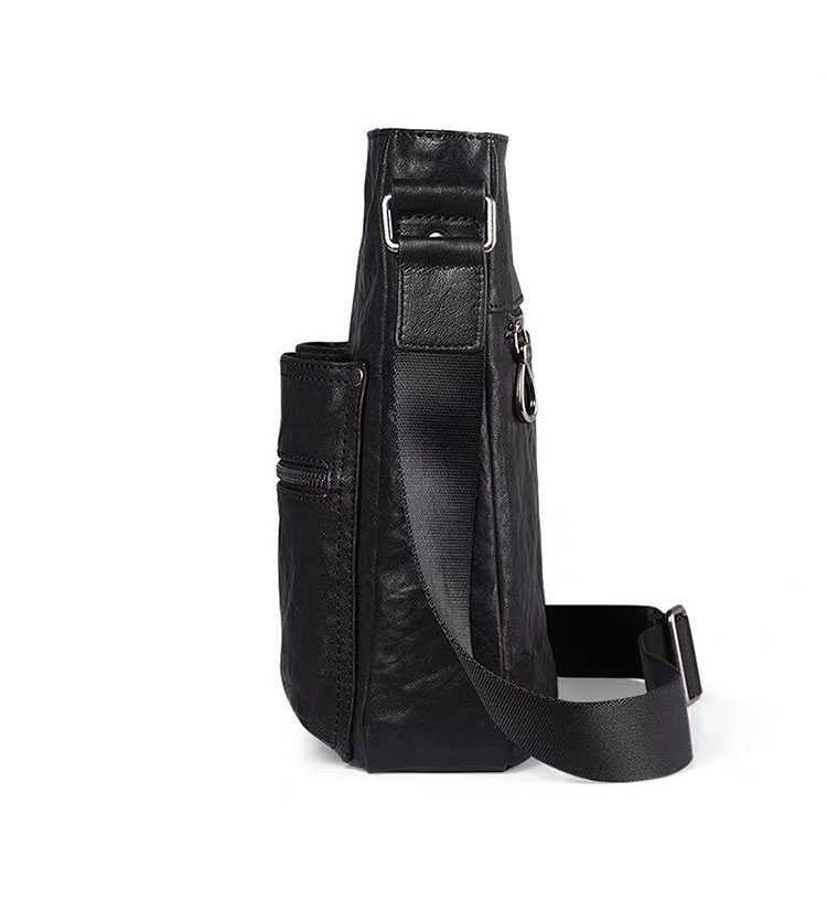 Whatnaアンティーク風合い鞣し天 然牛 革 斜めがけ ボディバッグ ワンショルダーメンズ 本革 厚手  レザー A4サイズ1808-4