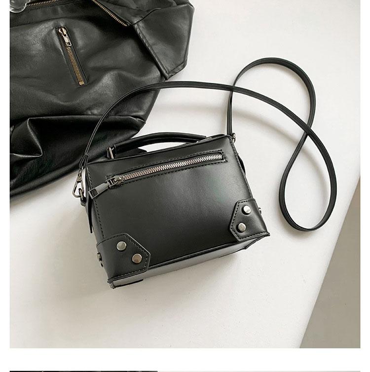 Whatna  3way ショルダーバッグ メンズ  クラッチバッグ ボディバッグ手持ち 斜め掛け 肩掛け 取り外し可能ストラップダブルファスナー仕様PUレザー 軽量 コンパクト 通勤 通学 旅行 ビジネス カジュアル おしゃれ 鞄-2