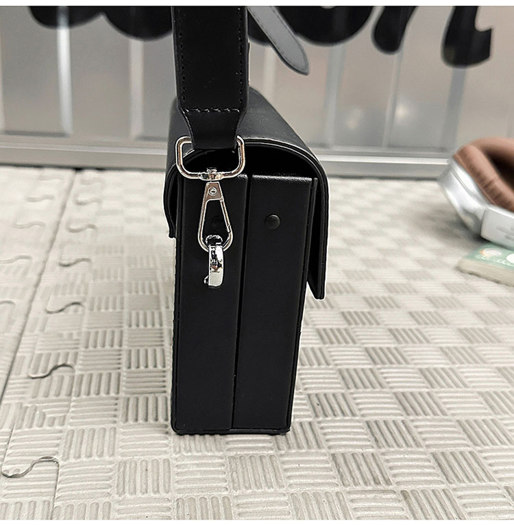 Whatna   メンズ ミニ 横型 3way ショルダーバッグ 胸掛け クラッチ 手持ち ハードタイプ マグネットフラップ 防犯仕様 PUレザー コンパクト 軽量 19×12cm 斜め掛け 肩掛け 通勤 通学 旅行 カジュアル 鞄-2