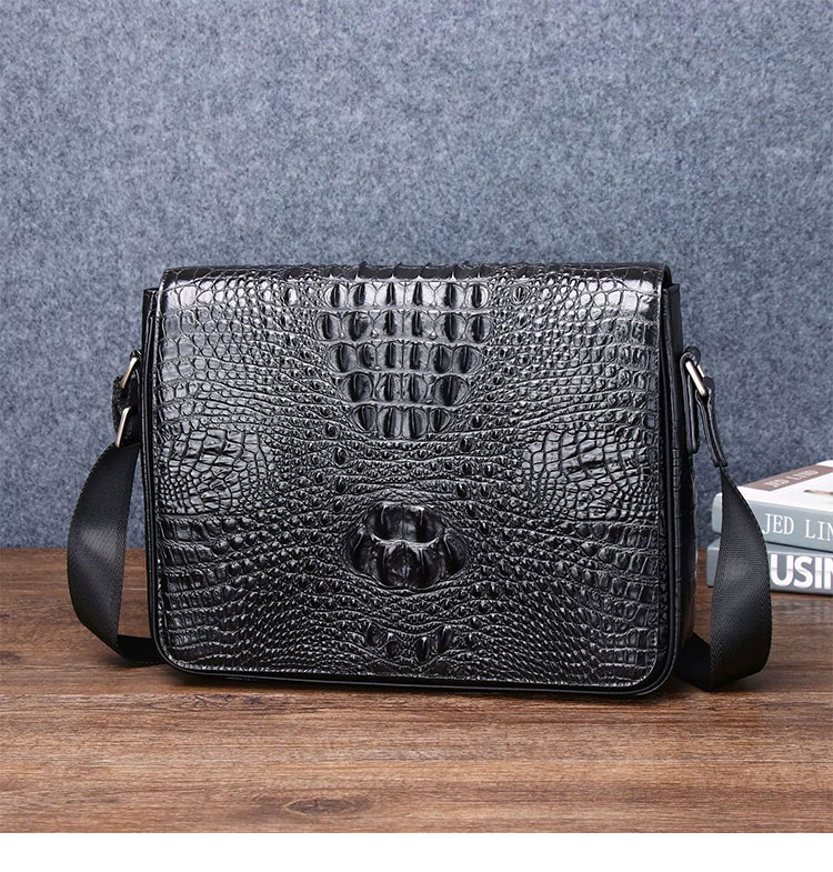Whatna クロコダイル型押し 天 然 牛革フラップ斜めがけ ワンショルダー メンズ ボディバッグ 本 革 厚手 レザー A4サイズ収納可6285-3-1