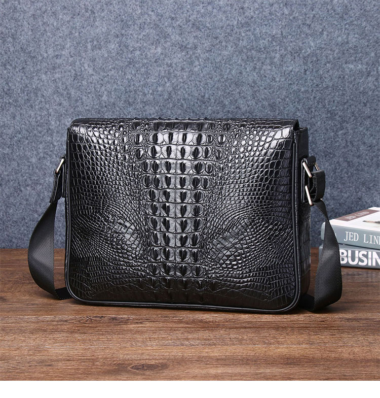 Whatna クロコダイル型押し 天 然 牛革フラップ斜めがけ ワンショルダー メンズ ボディバッグ 本 革 厚手 レザー A4サイズ収納可6285-3-2