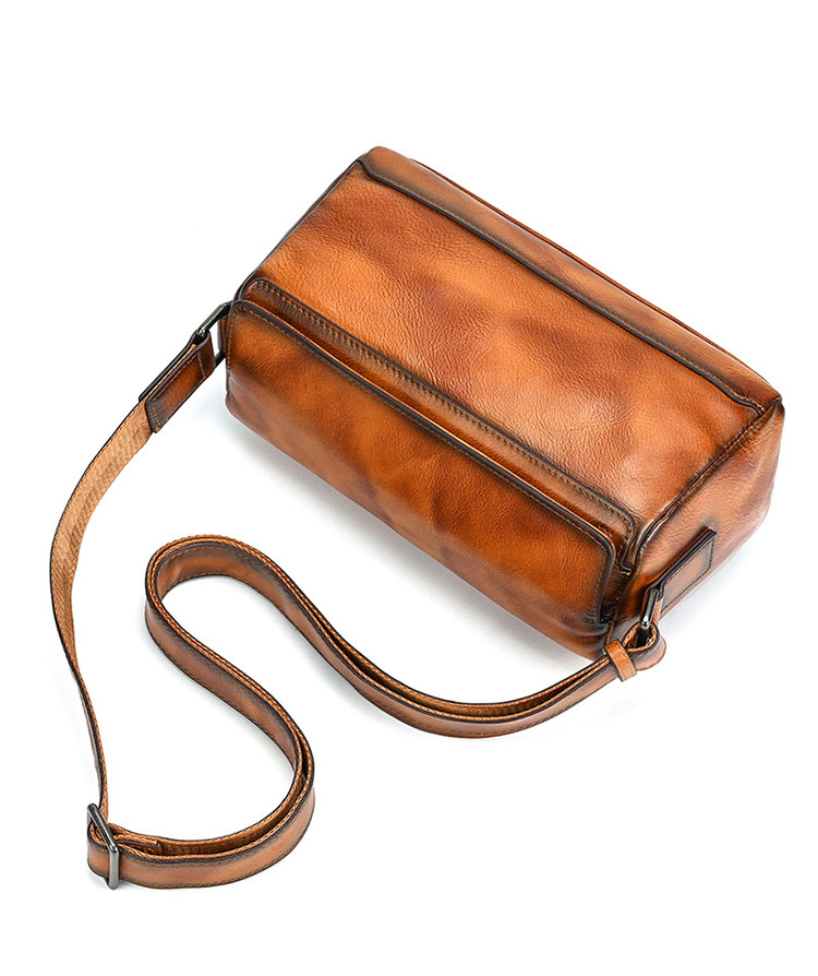 Whatna アンティーク風合い鞣し天 然 牛革 ショルダーバッグ メンズ  斜め掛けボディ胸バッグ  7.9インチクラスのタブレット収納可 肩掛け ビジネス 通勤 通学  小さめ メッセンジャーバッグ自転車 かばん男性用5512-5