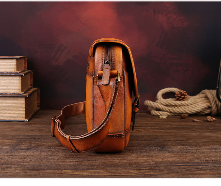 Whatna メンズ ショルダーバッグ 斜めがけ 2WAY フラップバッグ 植物タンニンなめし牛革 ヴィンテージ風 レトロ 公文包風 A4サイズ対応 32×7×23cm-3