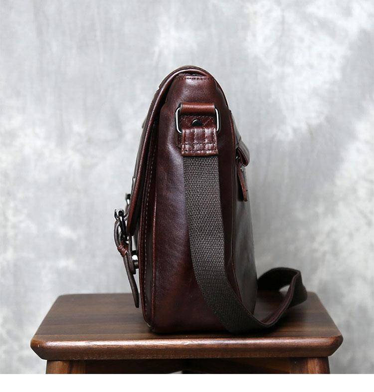 Whatna アンティーク風合い鞣し天 然 牛革 ワンショルダー メンズ 斜めがけボディバッグ クラッチ 肩掛け 手提げ A4サイズ収納可結婚式  ビジネス フォーマル 冠婚葬祭 2049-3