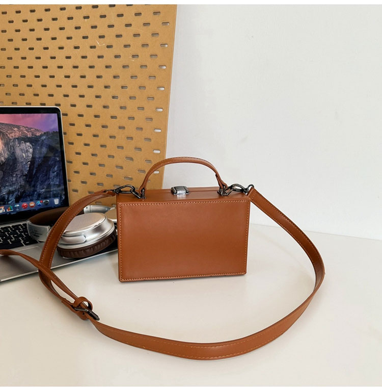 Whatna ボディバッグ メンズ PUレザー 箱型 斜めがけ 手持ち 2WAY ロック金具付き-1